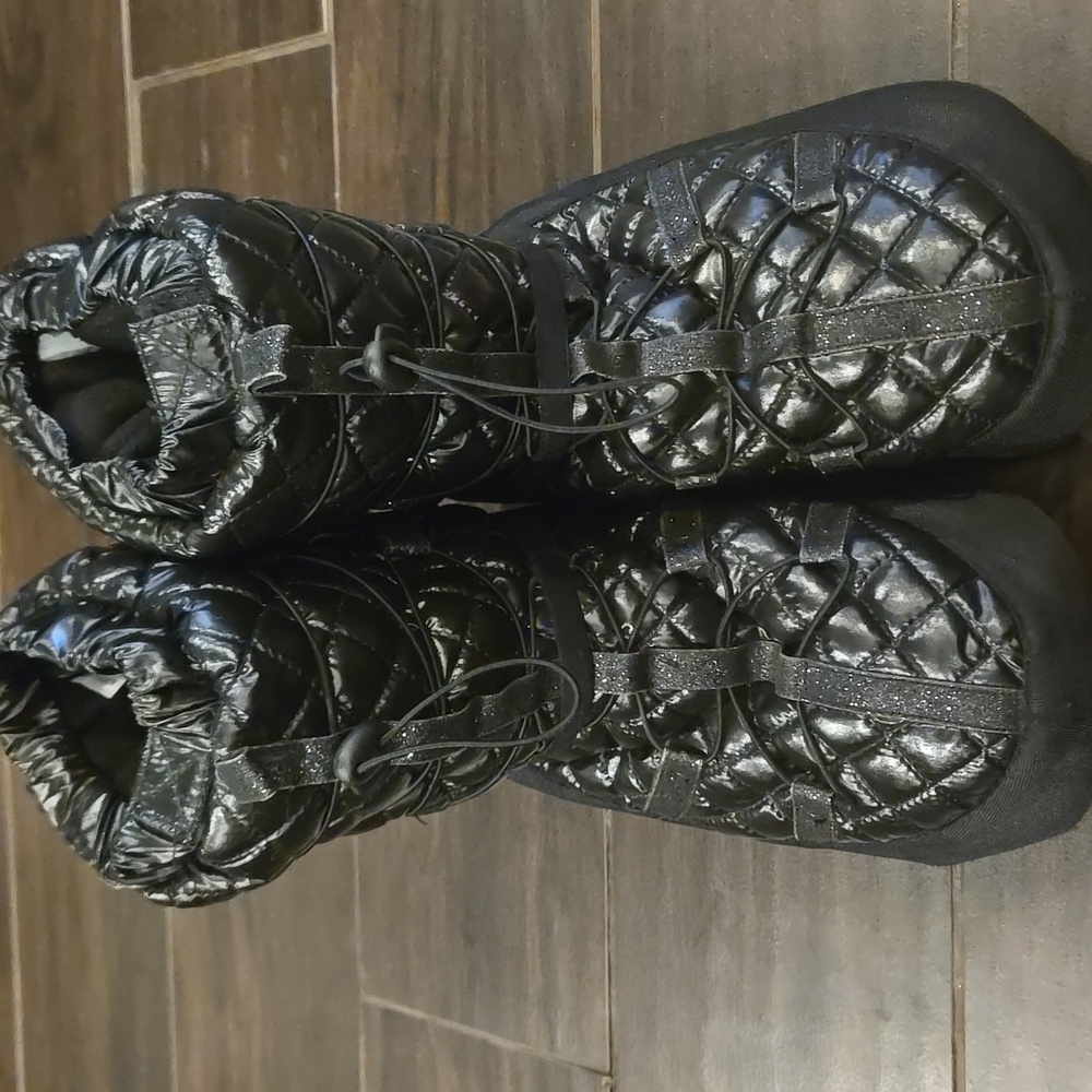 Capezio Black Quilted Technique Warm Up Dance Boot Sz L - Picture 7 of 9